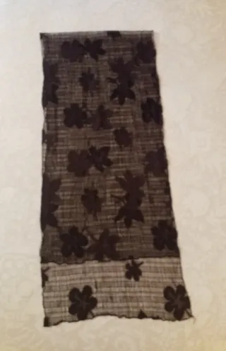 Set di 7 sciarpe di vari colori e texture