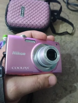Cámara Nikon Coolpix S2500 Rosa