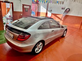 Mercedes C 200 sportcoupe 152.000KMS