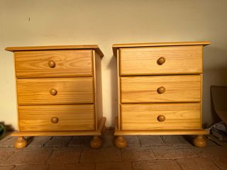 Mesitas de noche de madera