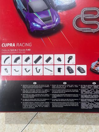 Scalextric Compact Cupra Racing.
