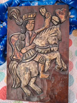 Cuadro de madera tallada a mano