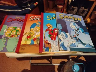 4 LIBROS DE LOS SIMPSON