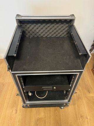 Rack con ruedas FONESTAR antishock 19" de 12U+9U.