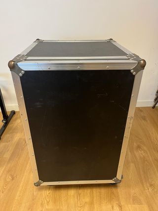 Rack con ruedas FONESTAR antishock 19" de 12U+9U.