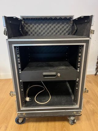 Rack con ruedas FONESTAR antishock 19" de 12U+9U.