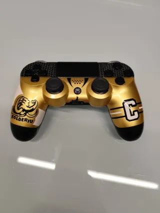 Pack PS4 (PlayStation 4) Negra (FAT 500 GB )