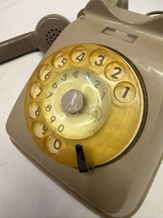 Telefono fisso SIP a disco vintage anni '70