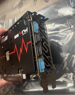 Gráfica AMD RX 6600 8GB VRAM