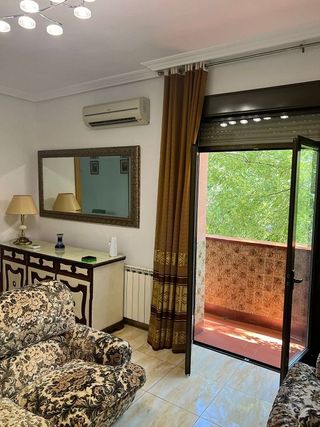 Piso en alquiler en Palos de Moguer en Madrid