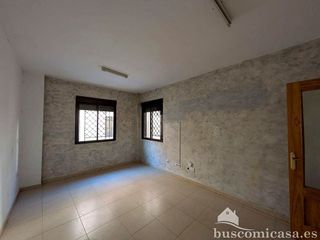 Piso en venta en Mengíbar