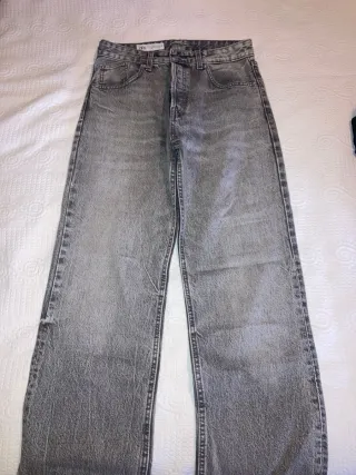 Pantalones ZARA mujer, pull&bear