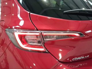 Toyota Corolla 1.8 125H STYLE E-CVT