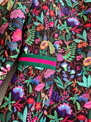 Blazer Camaleonica Estampado Floral