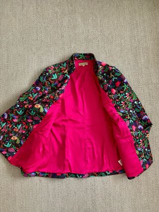 Blazer Camaleonica Estampado Floral