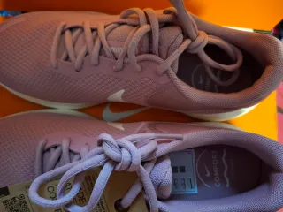 Zapatillas Nike Revolution 7 Rosa