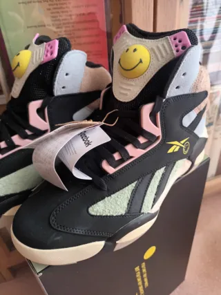 Reebok Pump Shaq Attaq Smiley