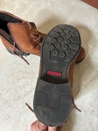 Botas de piel marrones