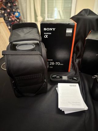 Objetivo Sony FE 28-70mm F2 GM