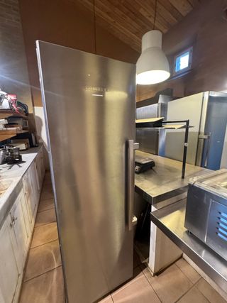 Congelador Liebherr vertical. 1 puerta