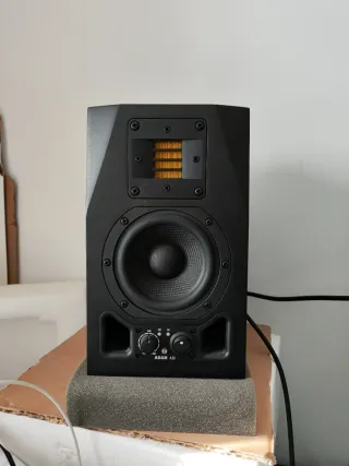 Monitores de estudio Adam A3X (pareja)