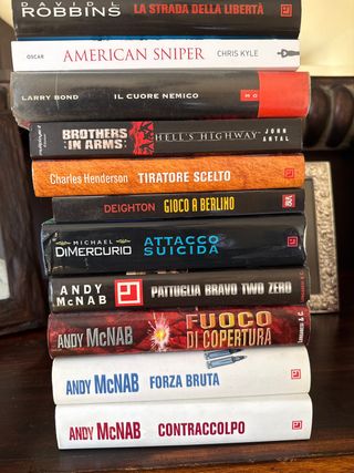 Lote 11 novelas en italiano