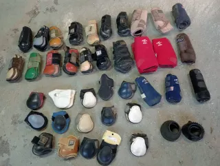 Ropa de equitación variada