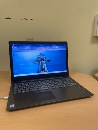 Lenovo V330-15IKB -101450-