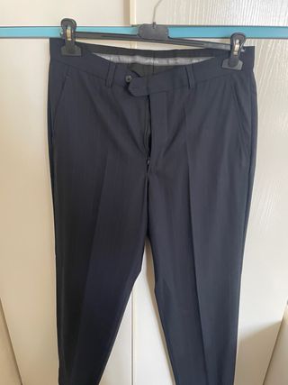 Abito sartoriale uomo righe sottili