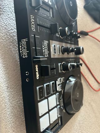 Controlador DJ Hercules Impulse 200 MK2