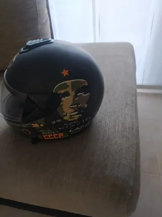 Casco de moto Lazer negro