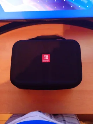 Maleta rígida de viaje Nintendo Switch