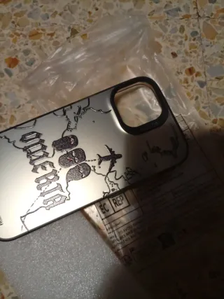 Funda iPhone 15 Omerta