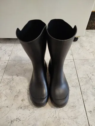 Botas de agua negras