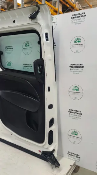 Puerta Lateral Izquierda Opel Combo