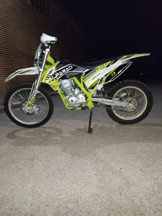 Moto Cross ALFARAD AF250G