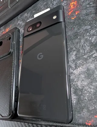 Google Pixel 7 128GB Obsidiana libre, caja y funda