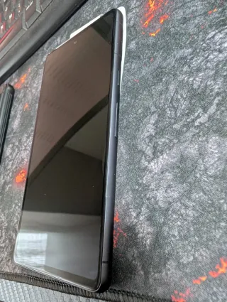 Google Pixel 7 128GB Obsidiana libre, caja y funda