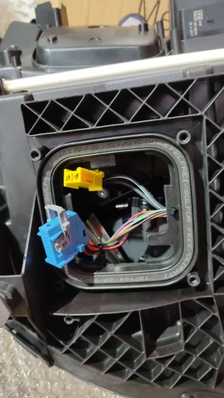 Óptica LED Mercedes-Benz 2128202339