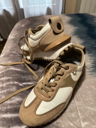 Zapatillas Xti Beige y Dorado