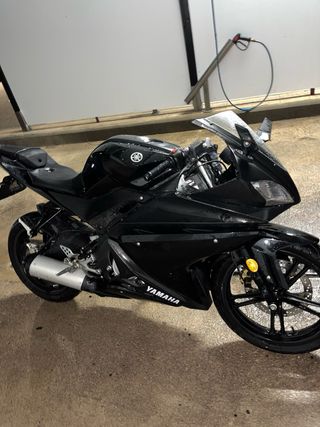 Yamaha YZF R125
