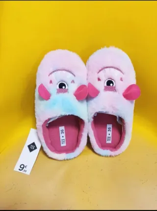 Zapatillas casa talla 36. NUEVAS.