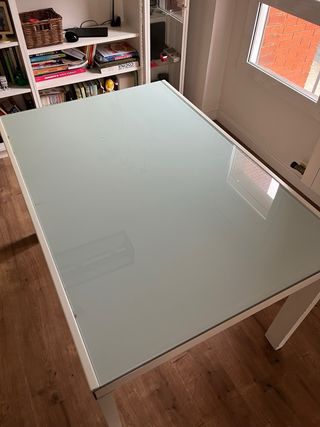 Mesa extensible cristal 120-210cm.
