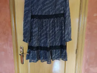 Vestido encaje negro y blanco