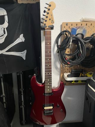 Charvel San Dimas Style 1 HS HT candy apple red
