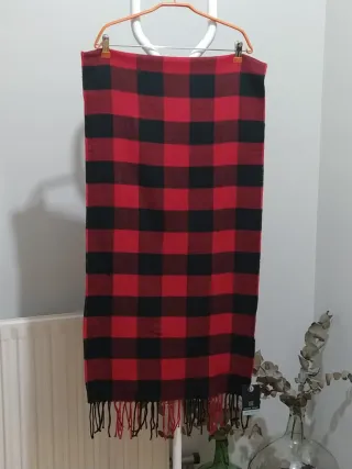 Bufanda cuadros Green Coast roja y negra