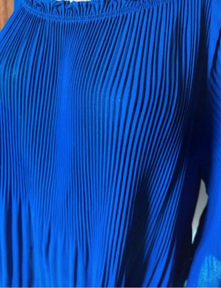 Blusa Azul Eléctrico Talla 44