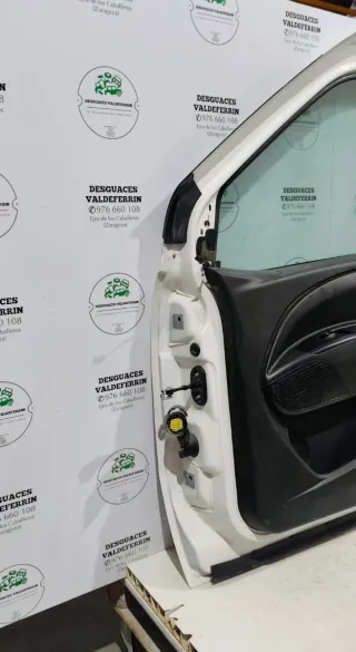 Puerta Delantera Derecha Opel Combo