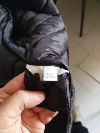 Piumino Invicta nero