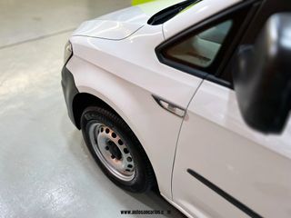 IMPECABLE VW CADDY, 2 AÑOS DE GARANTIA